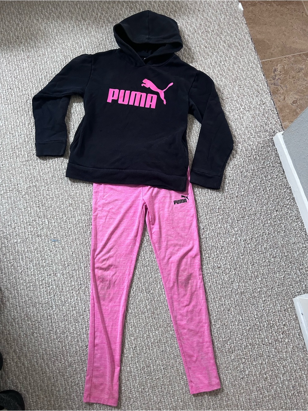 PUMA Girl’s Black Hoodie & Pink Leggings Set size M 10/12